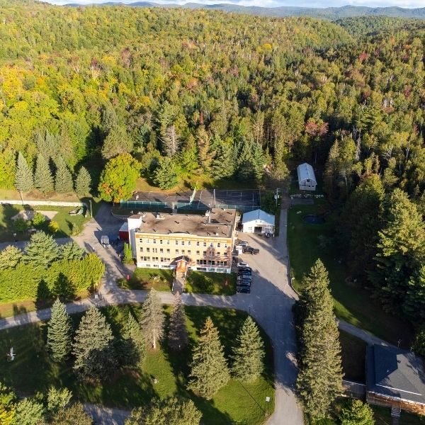 Petite Villa retraite-Chertsey retraite et ressourcement Base de changement