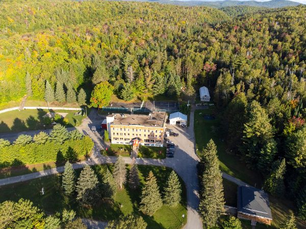 Petite Villa Chertsey